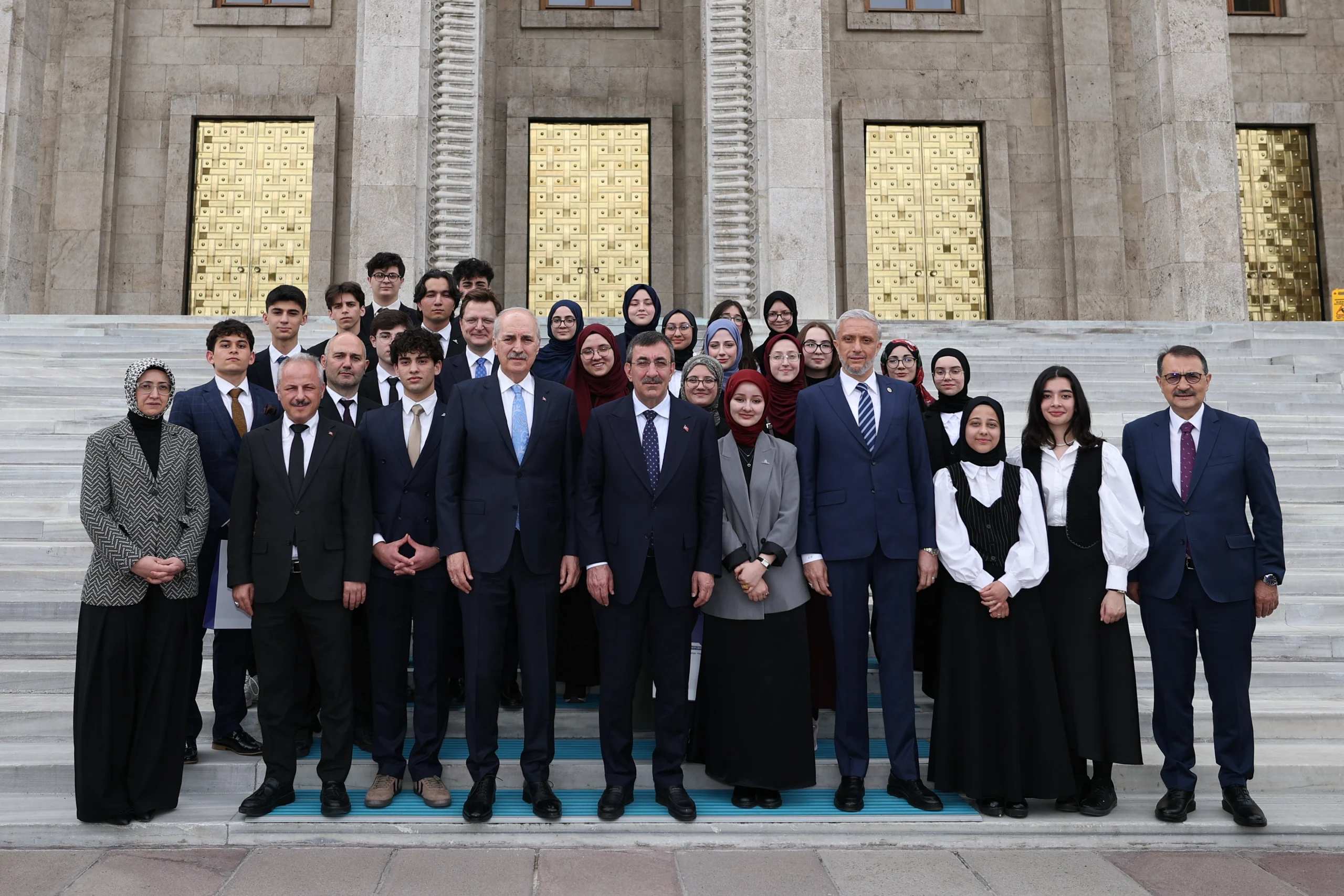 Kartal AİHL Meclis Simülasyonu Akademi Ekibi TBMM ve Ankara Ziyaretini Gerçekleştirdi